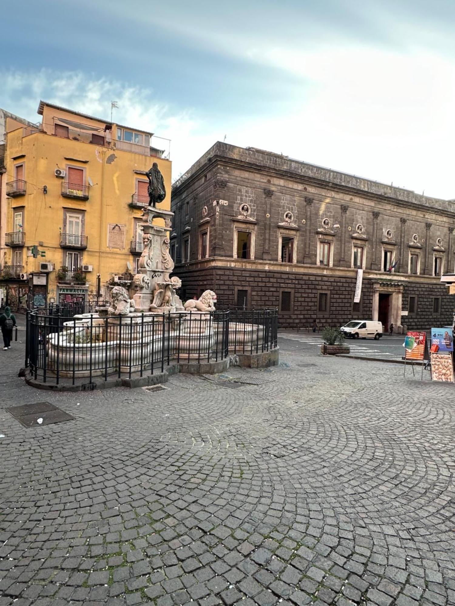 Santa Chiara Garden View B&B Naples Extérieur photo